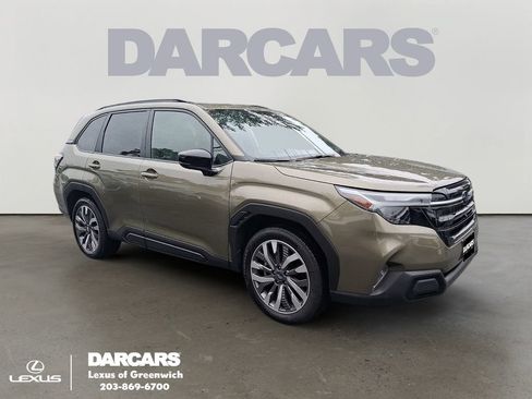 Used 2025 Subaru Forester Touring AWD/4WD image 1