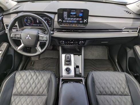 Used 2024 Mitsubishi Outlander SEL FWD image 16