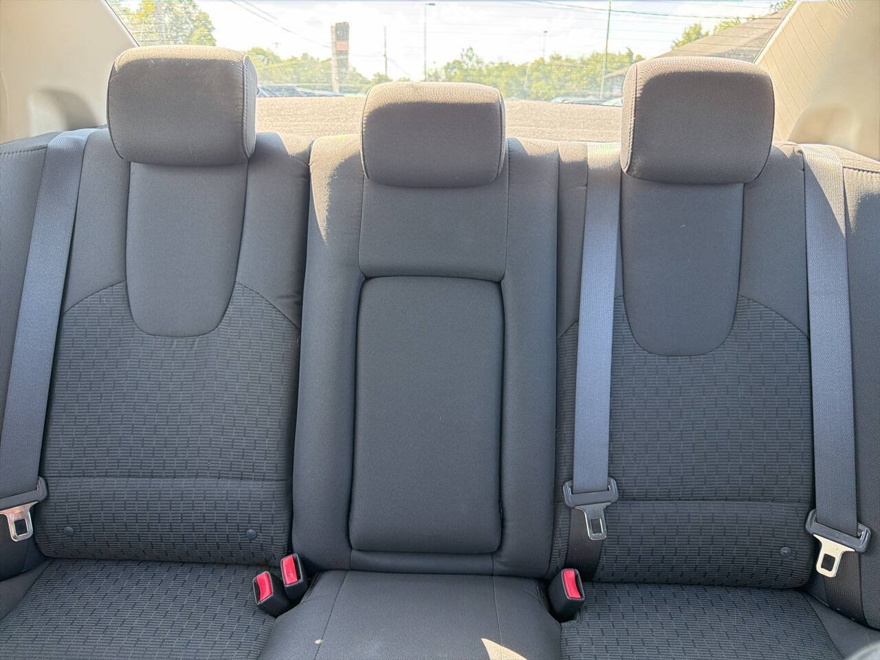 Used 2010 Ford Fusion SE FWD image 12