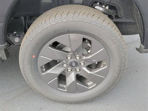 New 2025 Ford F150 Lightning Lariat w/ Max Trailer Tow Package image 5