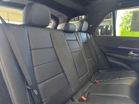 Used 2021 Mercedes-Benz GLE 350 4MATIC w/ AMG Line Exterior image 30