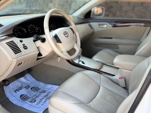 Used 2008 Toyota Avalon XLS FWD image 16