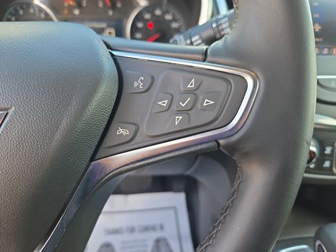 Used 2024 Chevrolet Equinox LT image 24