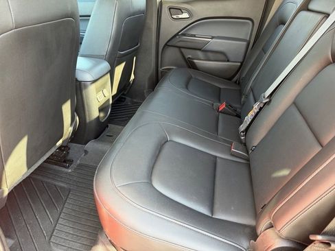 Used 2019 Chevrolet Colorado Z71 image 12