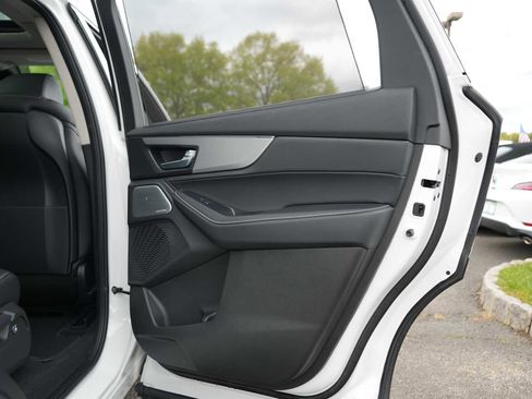 Certified 2026 Acura MDX SH-AWD w/ Technology Package image 38