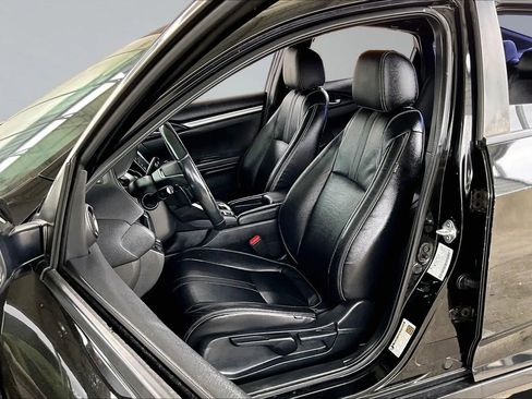 Used 2021 Honda Civic Sport image 18