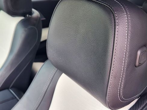 Used 2024 Mercedes-Benz GLE 350 4MATIC w/ AMG Line Interior image 15