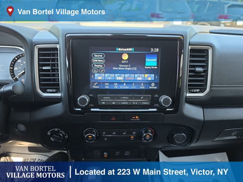 Used 2022 Nissan Frontier SV w/ Technology Package AWD/4WD image 20