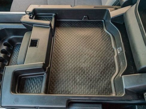 Used 2024 RAM 3500 Big Horn image 33