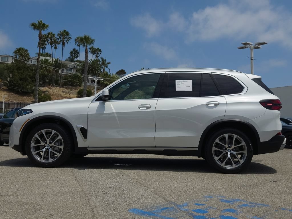 Used 2024 BMW X5 xDrive40i w/ Premium Package AWD/4WD image 24
