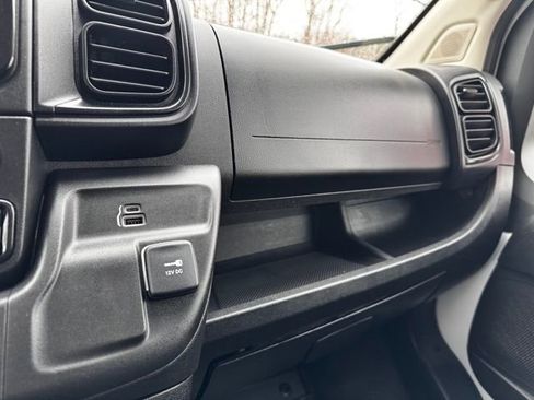 Used 2023 RAM ProMaster 2500 image 49