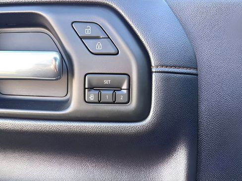 Used 2021 GMC Sierra 1500 AT4 AWD/4WD image 25