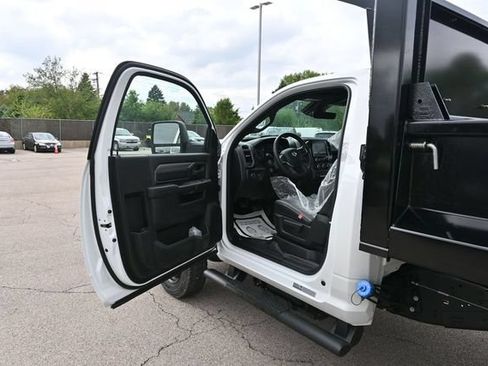 New 2026 RAM 5500 Tradesman AWD/4WD image 25