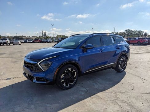 Certified 2023 Kia Sportage SX image 5