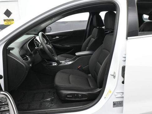 Used 2024 Chevrolet Malibu LT FWD image 11