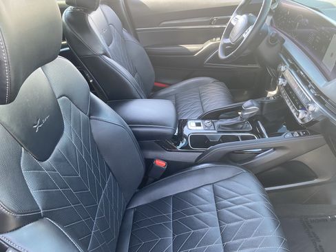 Certified 2024 Kia Telluride SX Prestige X-Line AWD/4WD image 10