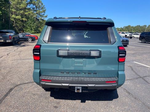 Used 2025 Toyota 4Runner TRD Off-Road Premium AWD/4WD image 15