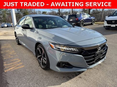 Used 2022 Honda Accord Sport image 3