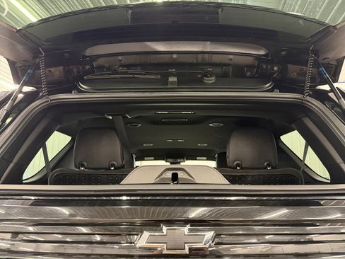 Used 2023 Chevrolet Tahoe RST w/ Luxury Package AWD/4WD image 33