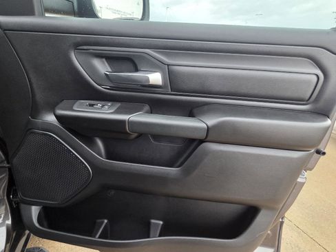 New 2026 RAM 1500 Express AWD/4WD image 29