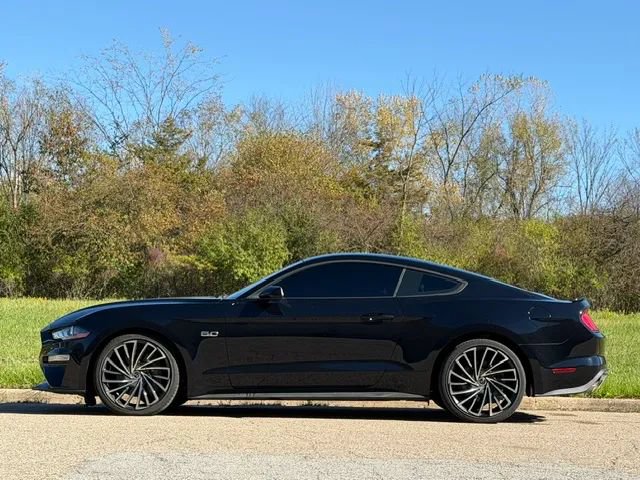 Used 2018 Ford Mustang GT w/ Equipment Group 301A RWD image 33