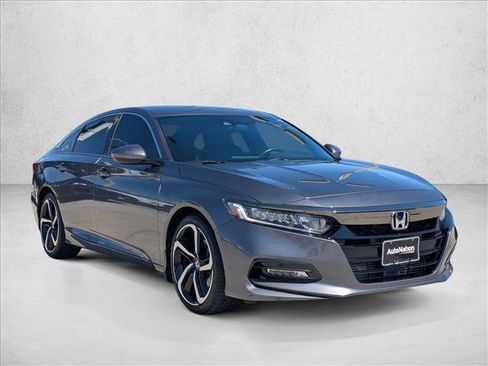 Used 2020 Honda Accord Sport image 3