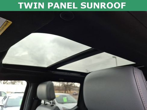 Used 2023 Ford F150 Lightning Lariat w/ Equipment Group 511A High image 3