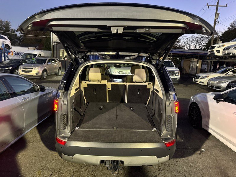Used 2020 Land Rover Discovery HSE AWD/4WD image 41