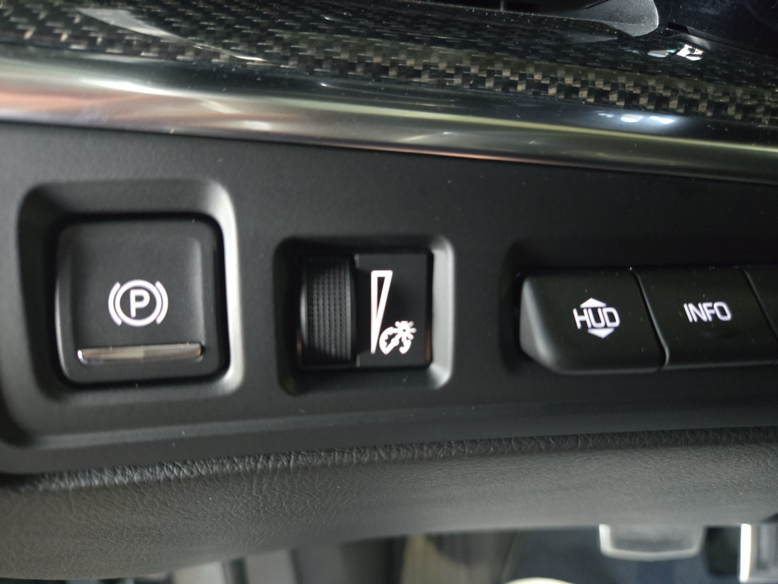 Used 2023 Cadillac XT5 Sportv w/ Technology Package AWD/4WD image 28