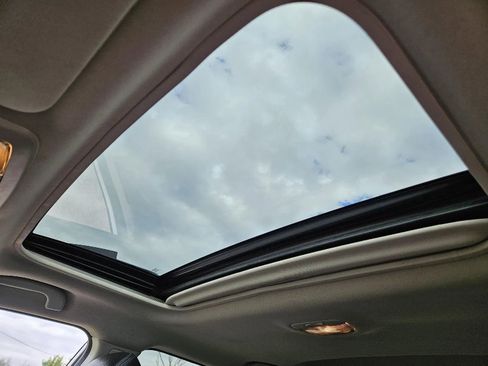 Used 2015 Subaru Outback 3.6R Limited image 11