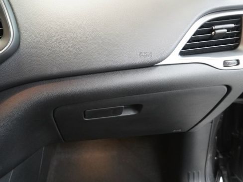 Used 2022 Jeep Cherokee Latitude Lux image 33