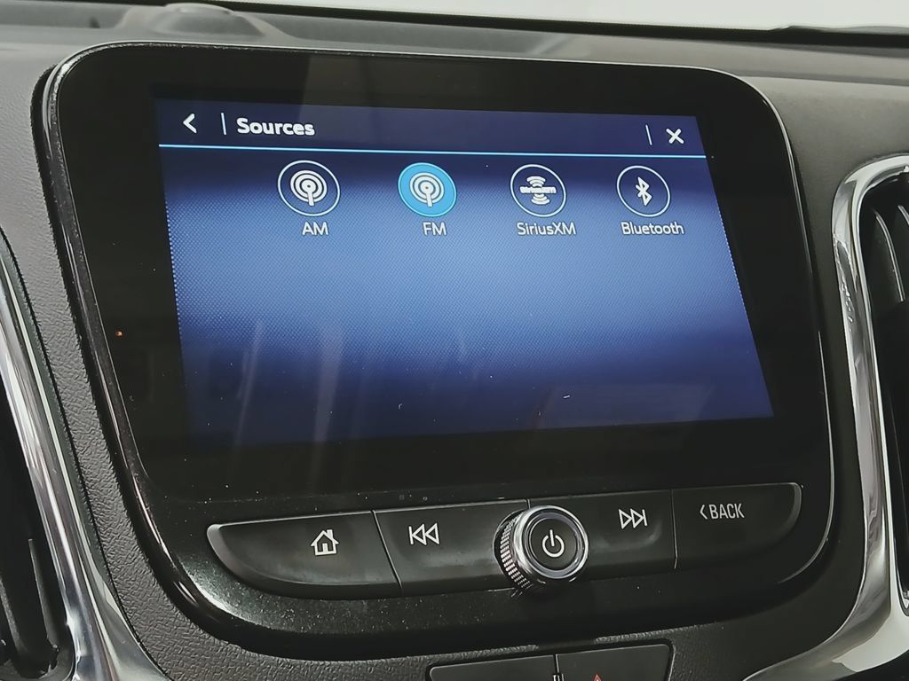 Used 2024 Chevrolet Equinox Premier AWD/4WD image 24