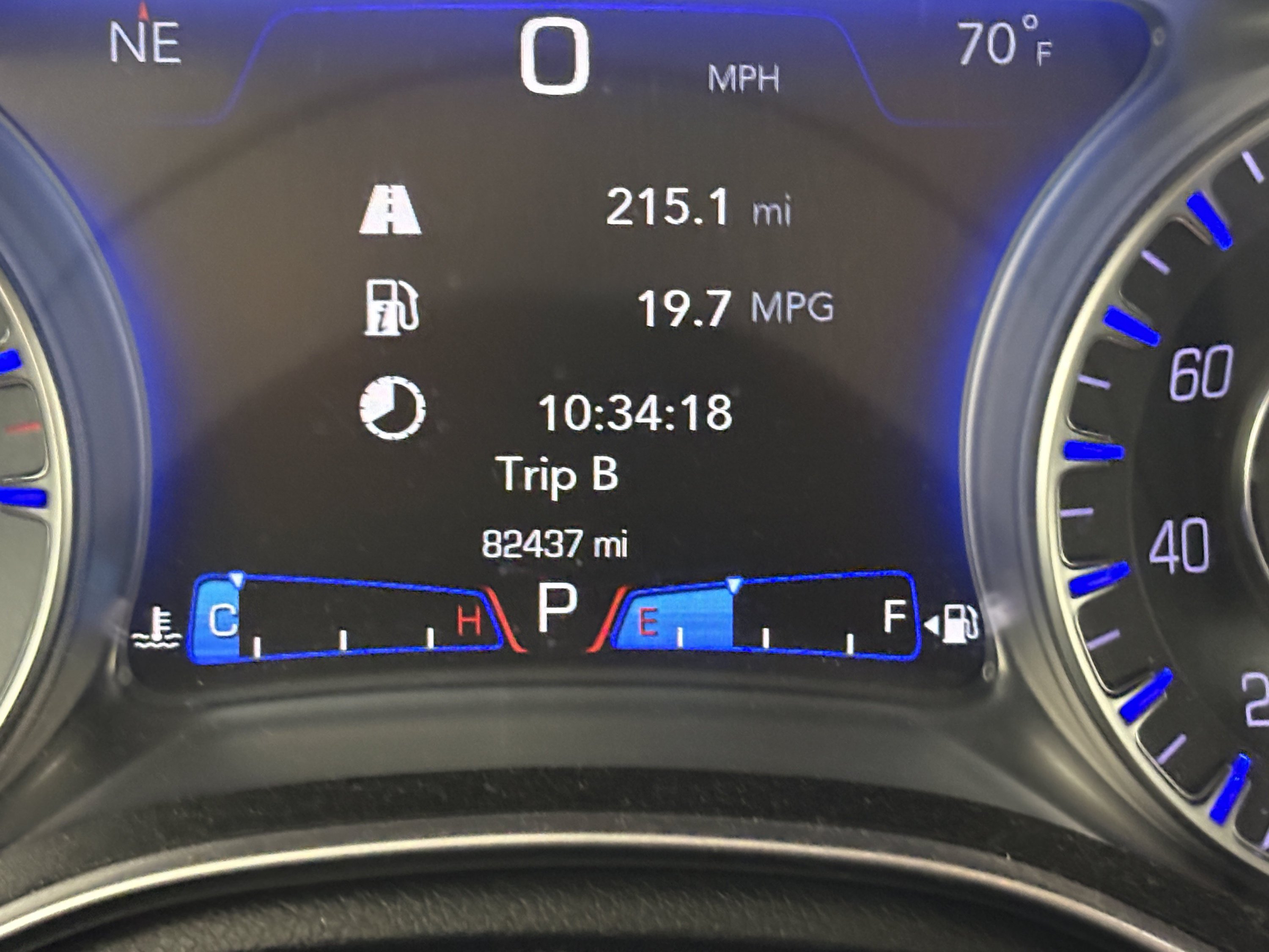 Used 2018 Chrysler 300 Limited AWD/4WD image 29