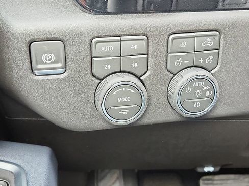 New 2026 Chevrolet Silverado 2500 High Country w/ Technology Package image 17