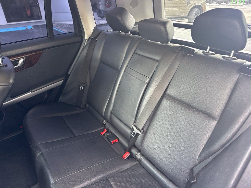 Used 2012 Mercedes-Benz GLK 350 2WD image 11
