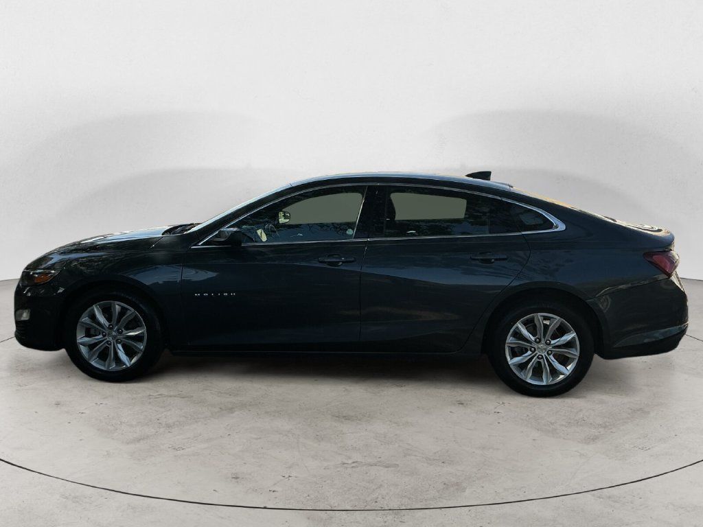 Used 2021 Chevrolet Malibu LT FWD image 12
