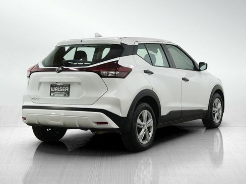 Used 2024 Nissan Kicks S FWD image 5