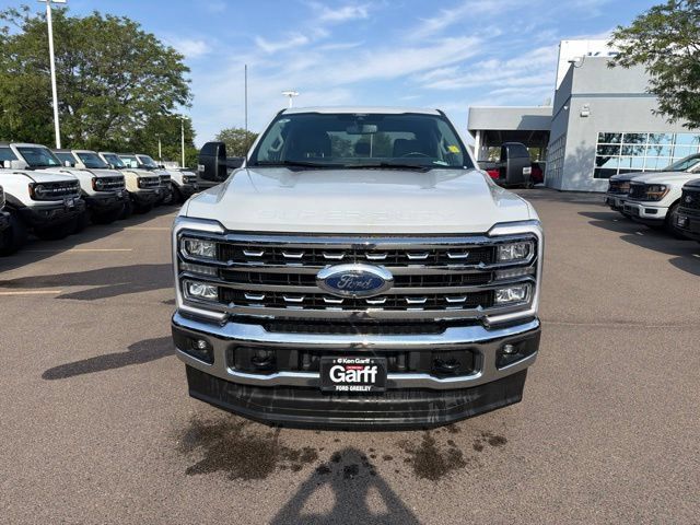Used 2025 Ford F250 Lariat AWD/4WD image 3