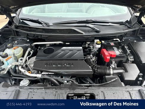 Used 2025 Nissan Rogue SV image 9