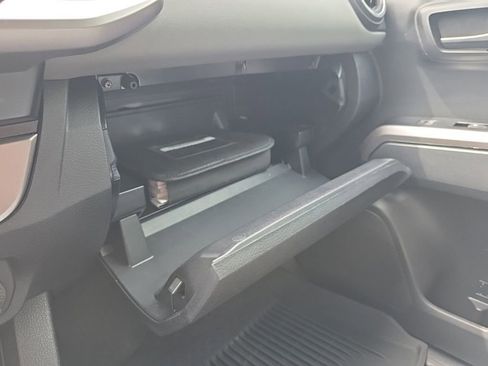 Used 2023 Toyota Tacoma SR5 w/ Technology Package image 32