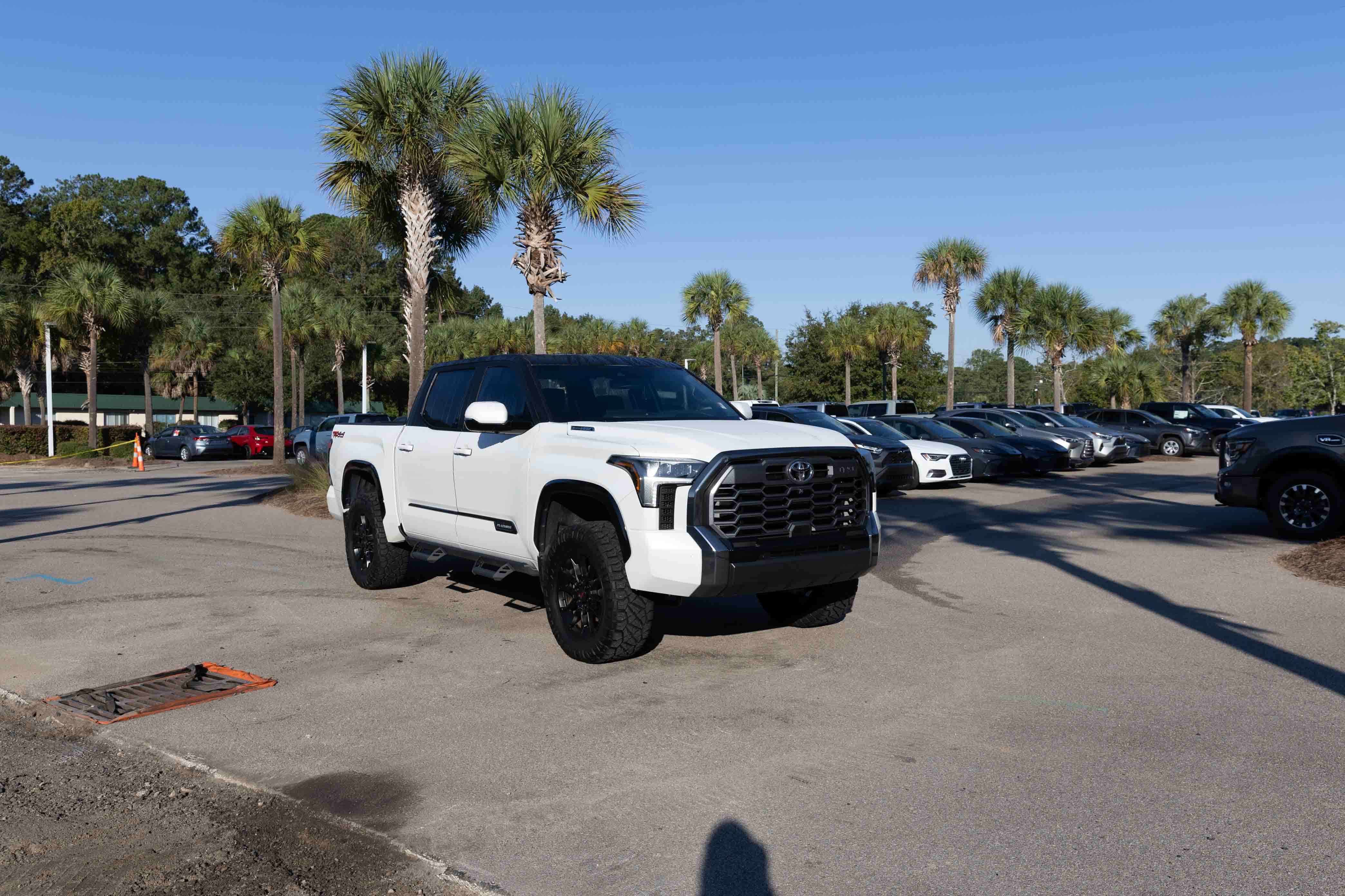 Used 2025 Toyota Tundra Platinum w/ TRD Off-Road Package AWD/4WD image 6