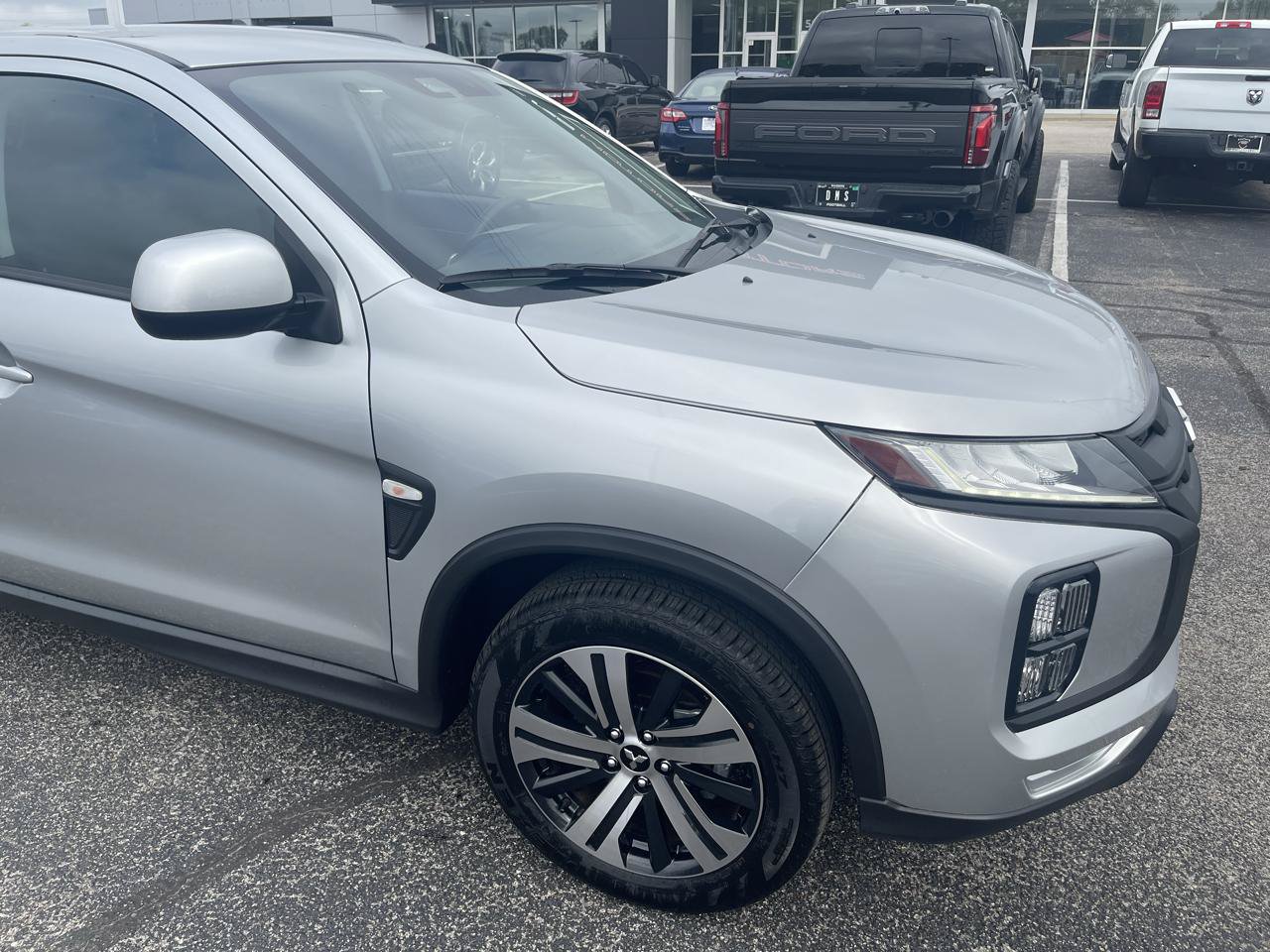 Used 2026 Mitsubishi Outlander Sport AWD image 11