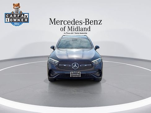 Used 2024 Mercedes-Benz GLC 300 4MATIC image 3