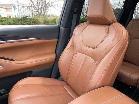 Certified 2023 INFINITI QX60 Sensory image 19