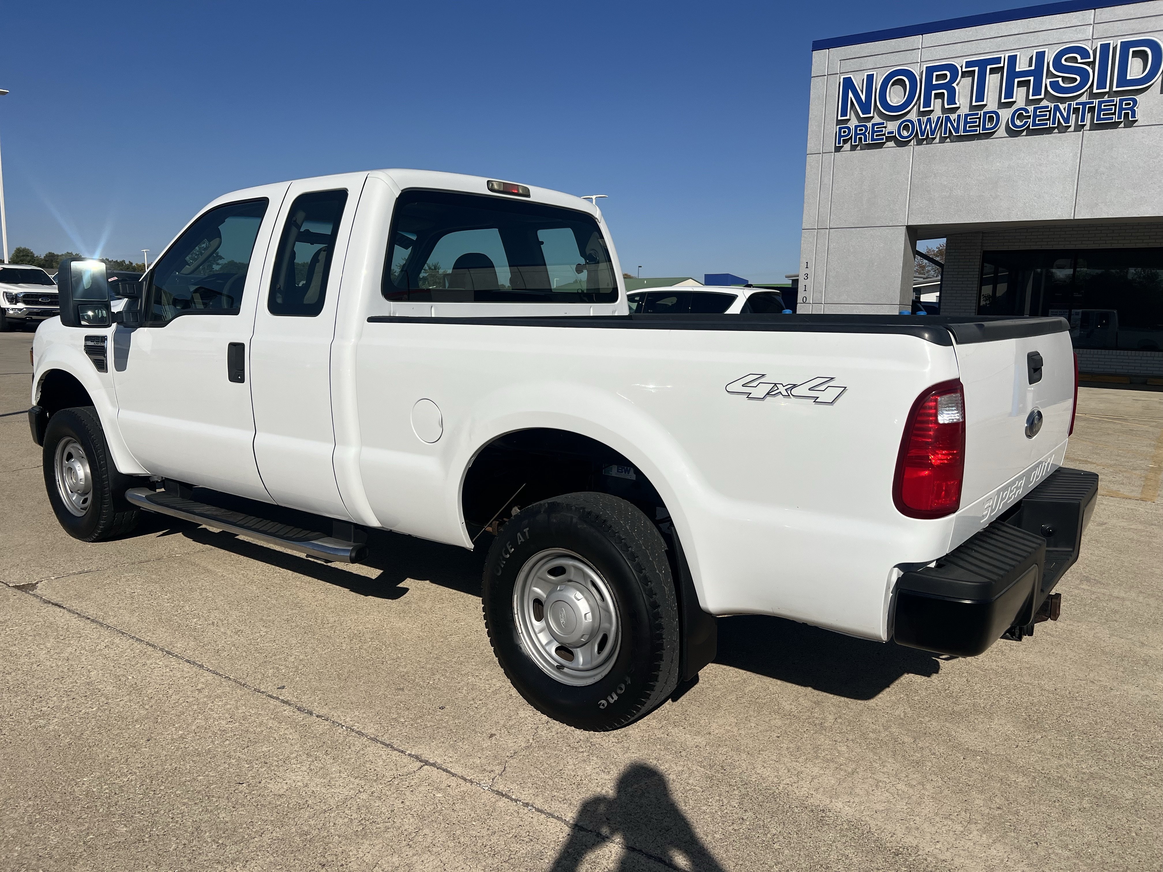 Used 2010 Ford F250 XL AWD/4WD image 8