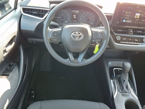 Used 2024 Toyota Corolla LE FWD image 2