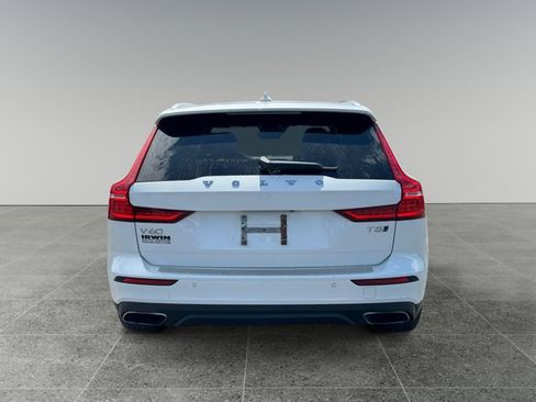 Used 2020 Volvo V60 T5 Cross Country AWD/4WD image 5