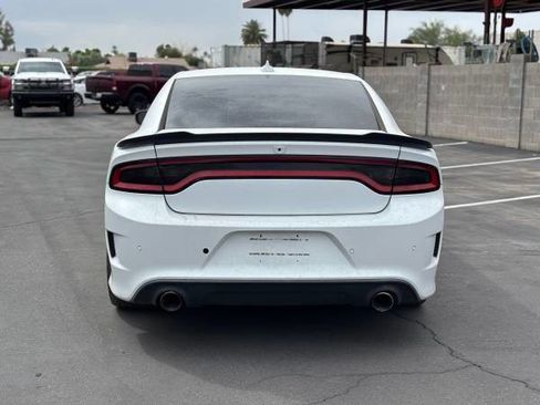 Used 2016 Dodge Charger R/T Scat Pack image 4