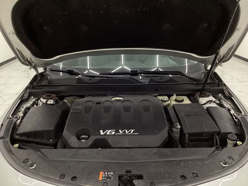 Used 2017 Chevrolet Impala LT w/ Convenience Package image 42