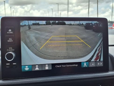 Used 2025 Honda CR-V Sport-L image 11